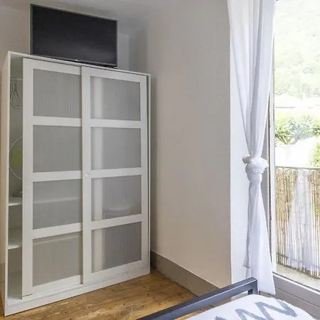 Lescapade Hospitaliere